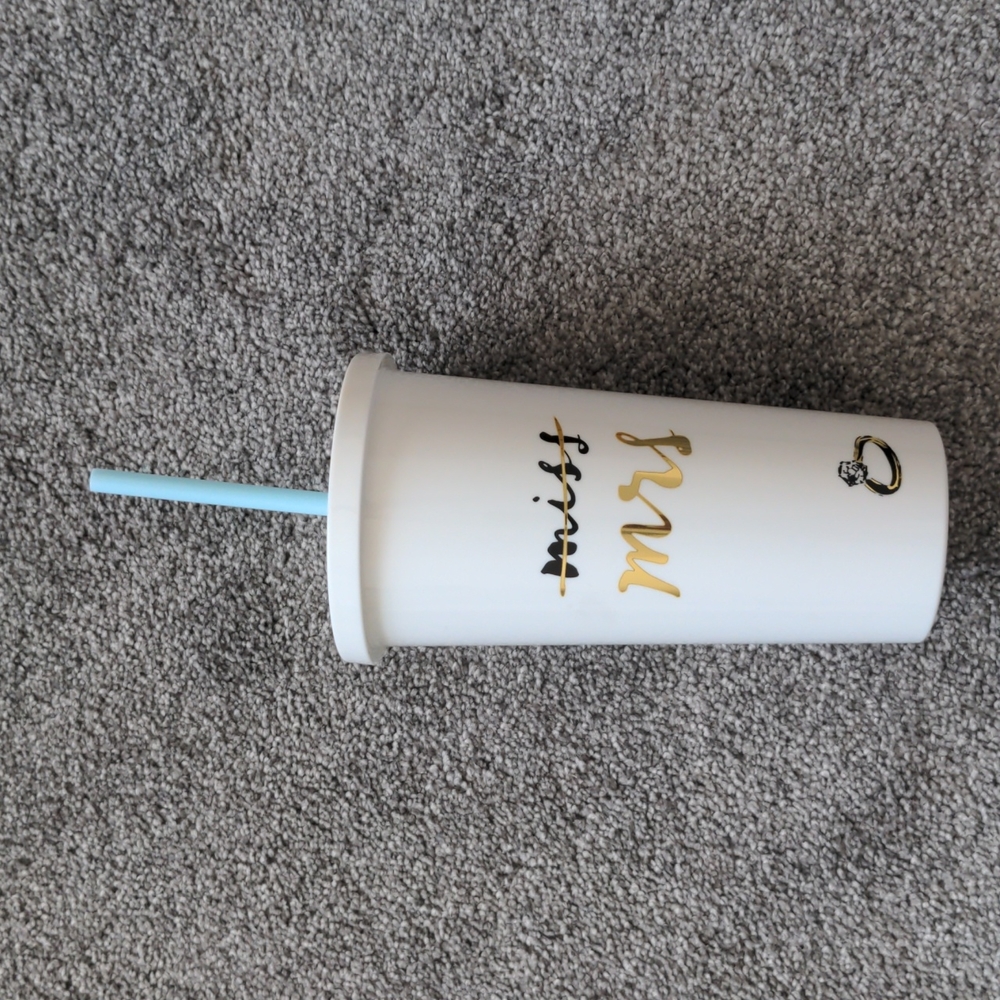 Kate Spade miss to mrs cup